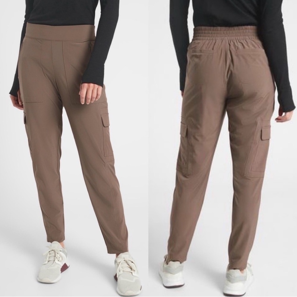 Athleta Chelsea Cargo Lined Jogger Pants Women’s Size 6 Athleisure